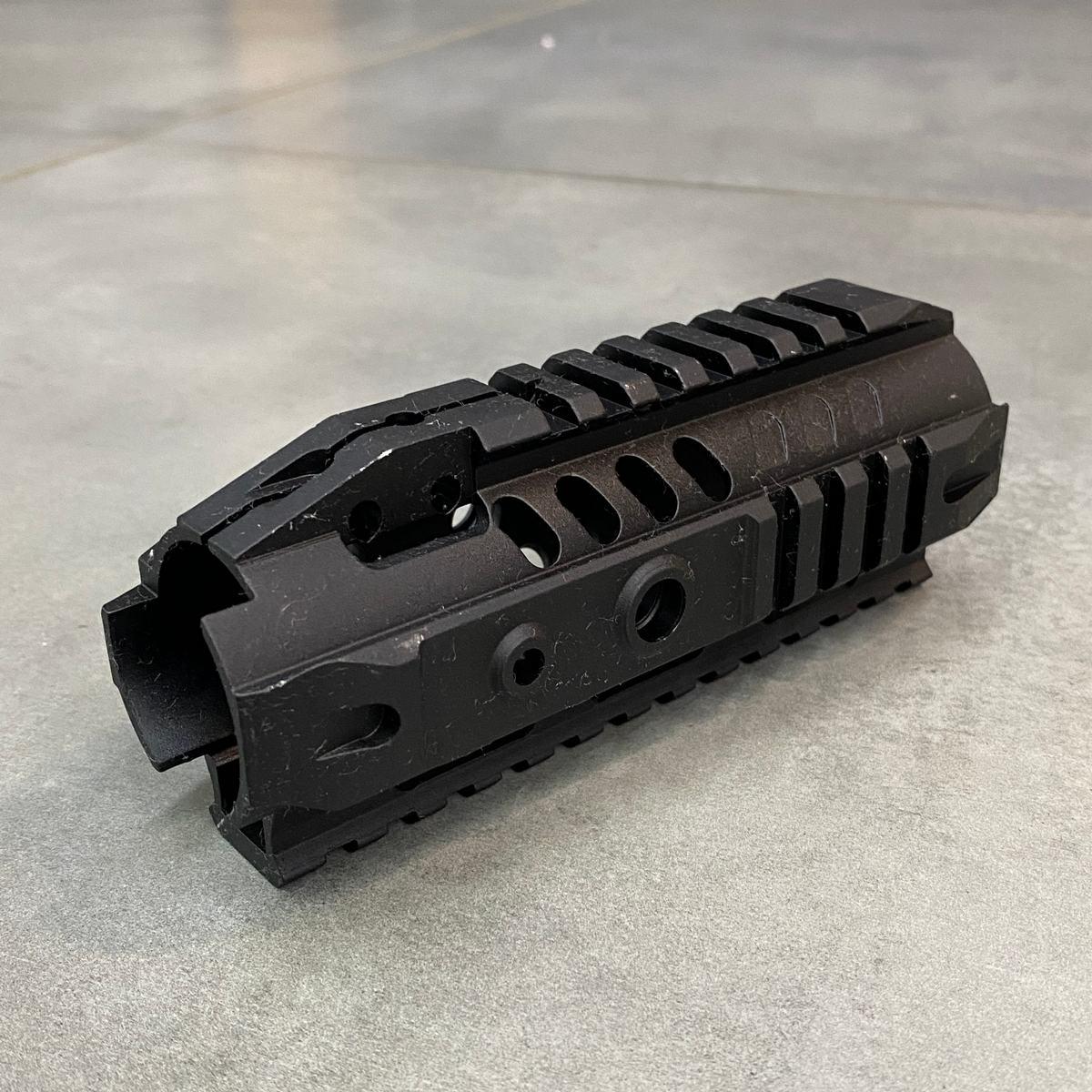 Цевье на AR-15 LD Turkish 14 см 4 рейки Picatinny Черный (244399) - фото 7 Цевье на AR-15 LD Turkish 14 см 4 рейки Picatinny Черный (244399) - фото 7