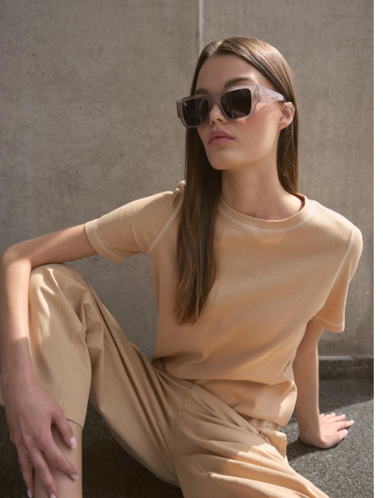 Футболка жіноча Diverse ALLEW L Бежевий (5905384036742) Футболка жіноча Diverse ALLEW L Бежевий (5905384036742)