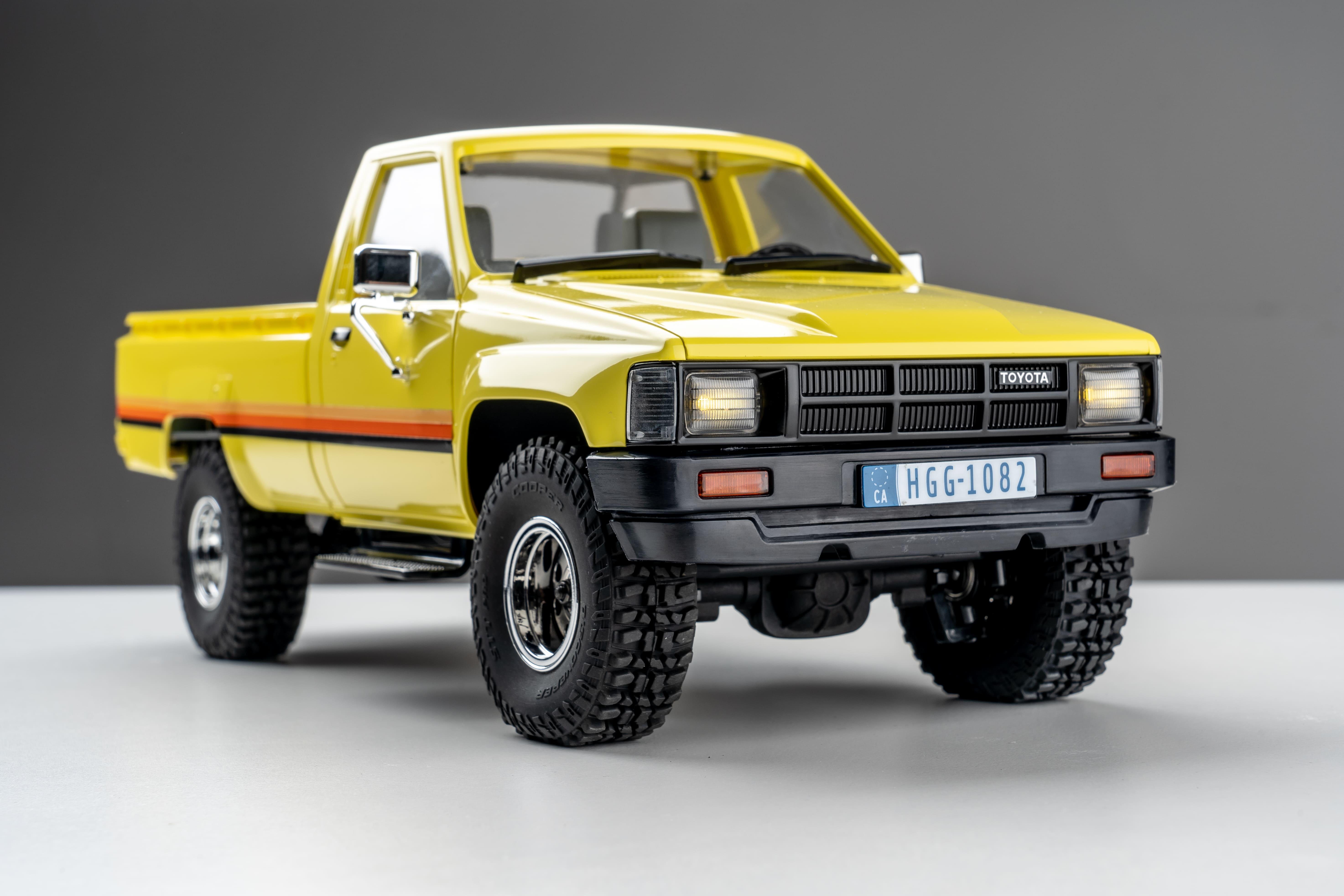 Машинка на радіокеруванні FMS 1:18 Toyota Hilux RTR - фото 19 Машинка на радіокеруванні FMS 1:18 Toyota Hilux RTR - фото 19