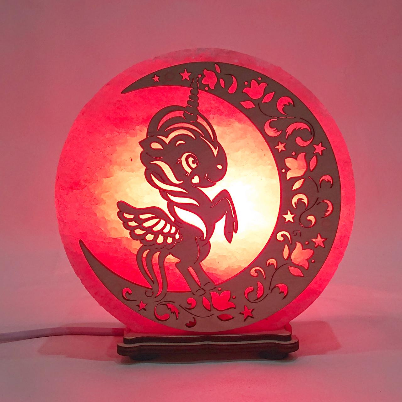 Соляной светильник Единорог на луне (KБ-00021-r)