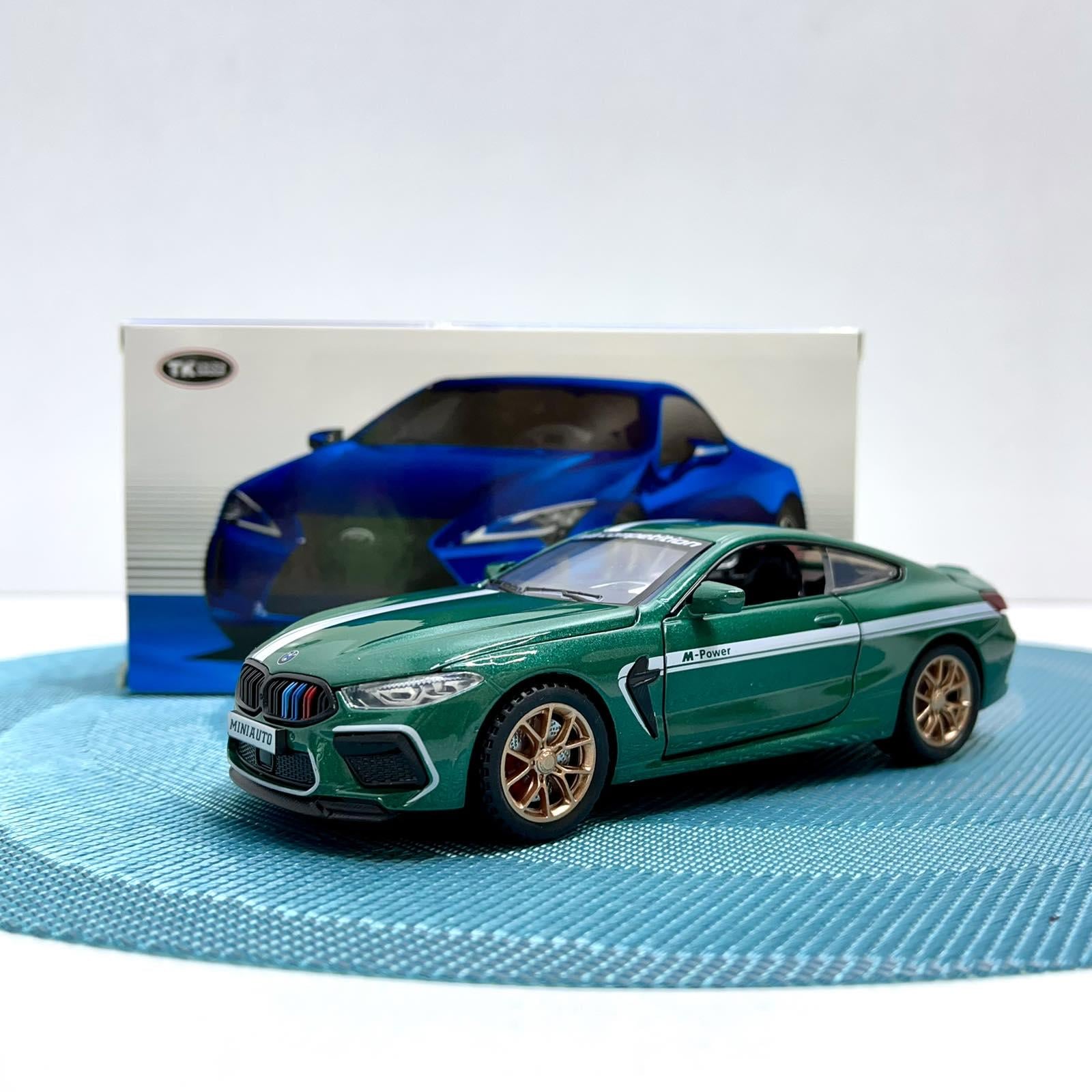 Машинка металлическая Авто Эксперт BMW M8 1:32 открываются двери и багажник Зеленый (LF-04412)