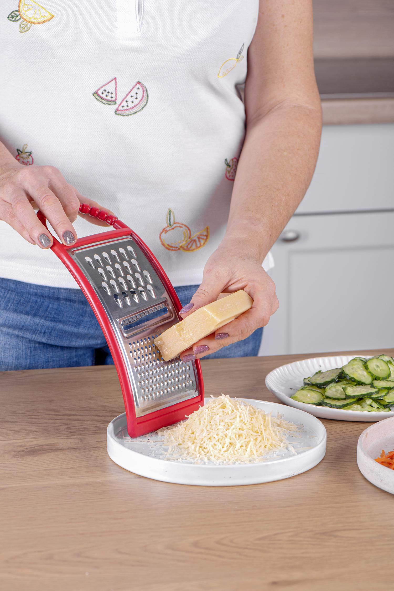 Терка с ручкой 3в1 пластик/нержавеющая сталь Красный (1847153123) - фото 6 Терка с ручкой 3в1 пластик/нержавеющая сталь Красный (1847153123) - фото 6