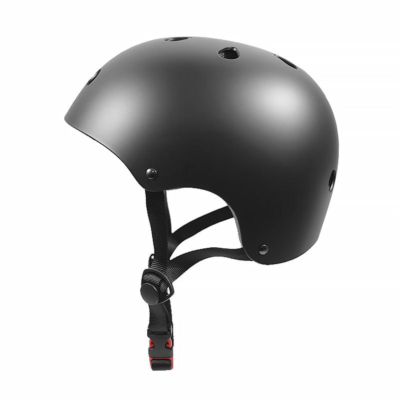 Защитный шлем Helmet T-005 Black L для катания на роликовых коньках скейтборде