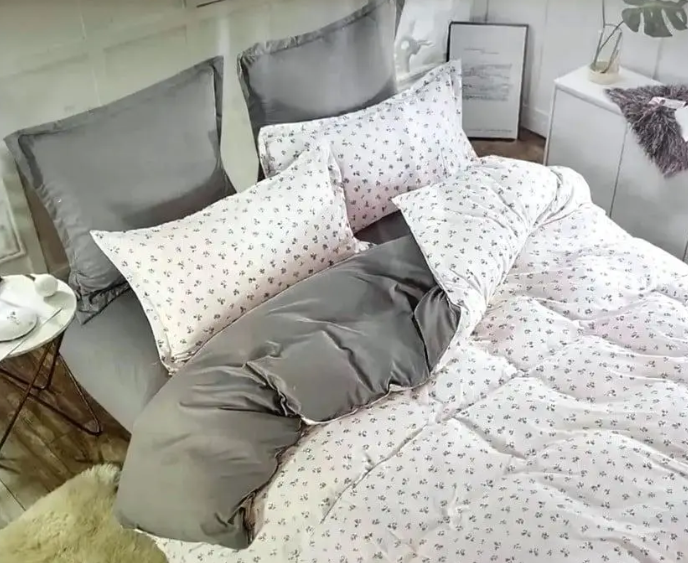 Комплект постельного белья Laura-Grand 17 сатин с 4 наволочками евро Зеленый с узорами (2914420777)