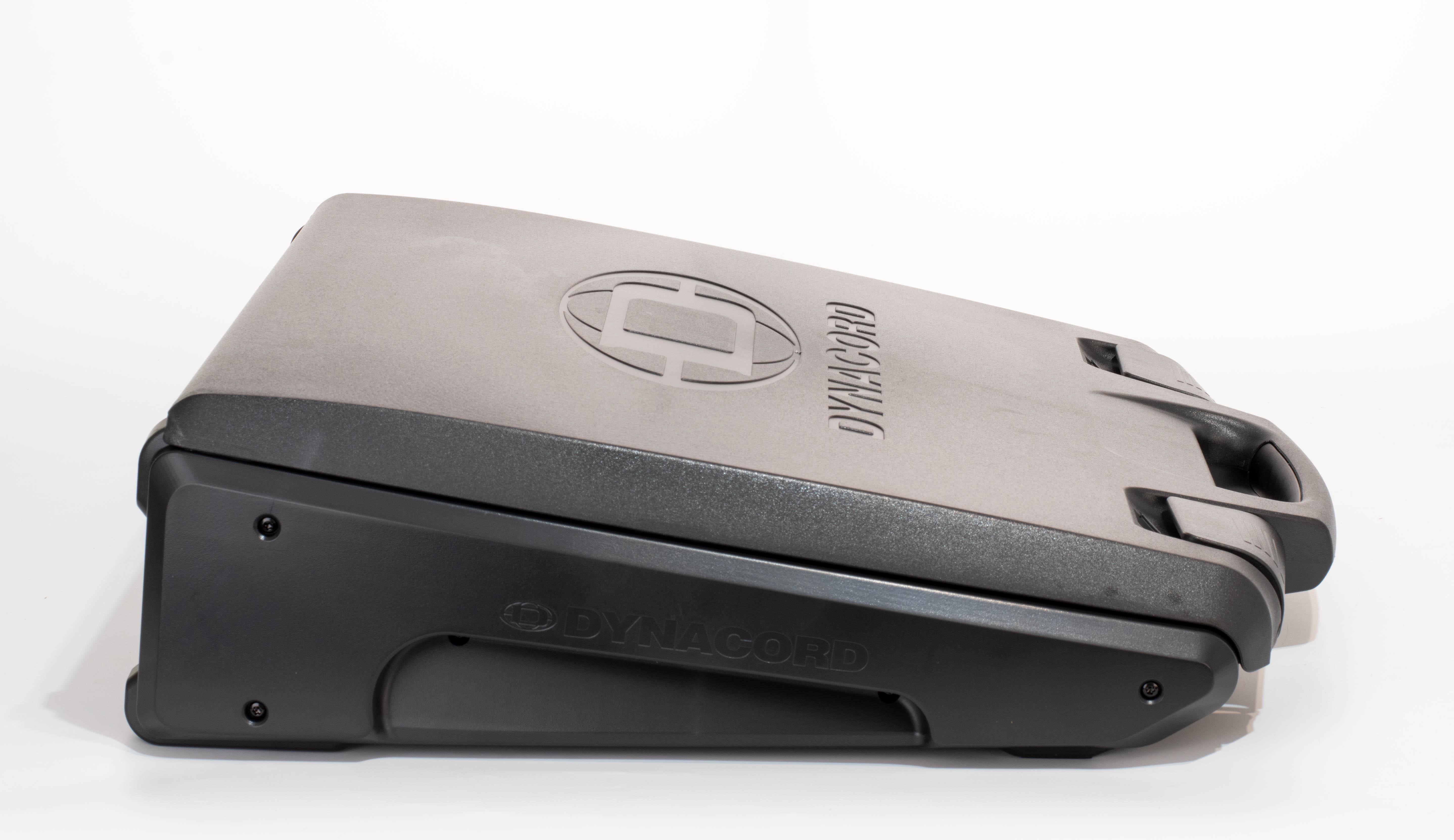 Мікшерний пульт активний DYNACORD POWERMATE 1000-3 із підсилювачем 2х1000 Вт (0022) - фото 5 Мікшерний пульт активний DYNACORD POWERMATE 1000-3 із підсилювачем 2х1000 Вт (0022) - фото 5