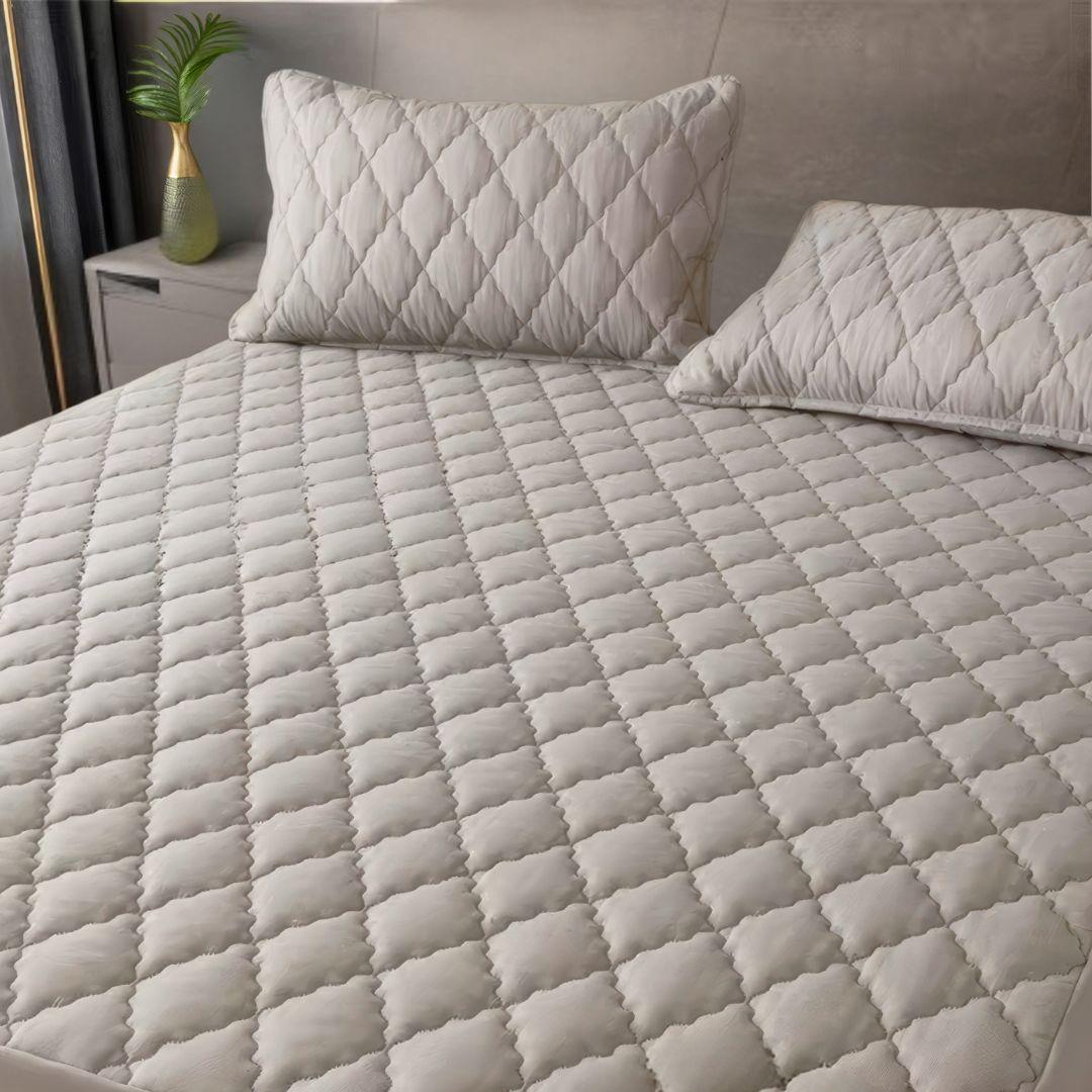 Простынь на резинке и 2 наволочки непромокаемая 180х200 см Бежевый (FS_180_200_Beige)