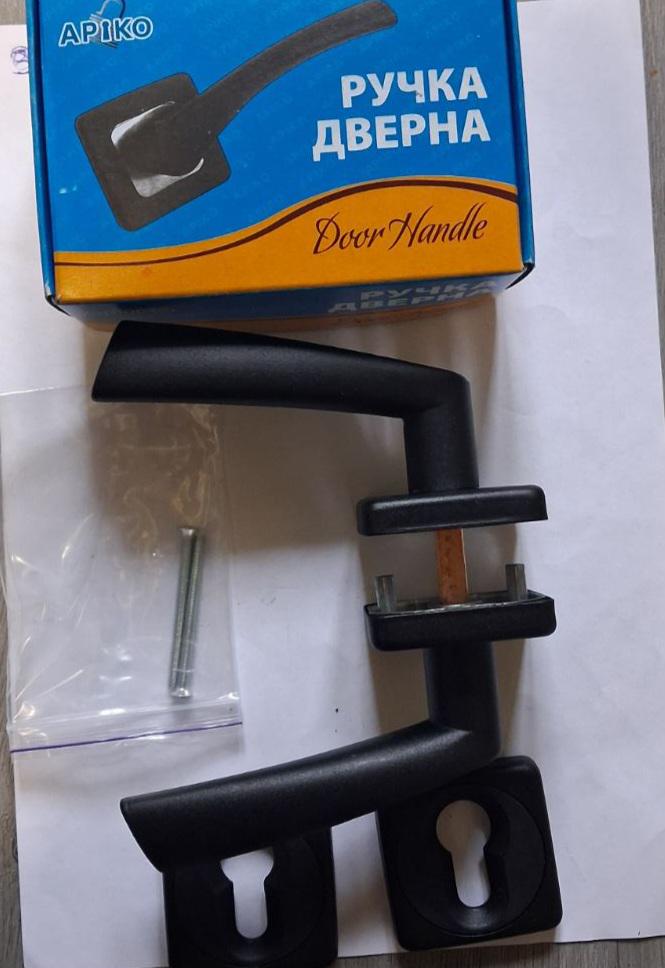 Дверна ручка на розетці Аріко Браво квадрат з декоративною накладкою Чорний (318061E) - фото 4 Дверна ручка на розетці Аріко Браво квадрат з декоративною накладкою Чорний (318061E) - фото 4