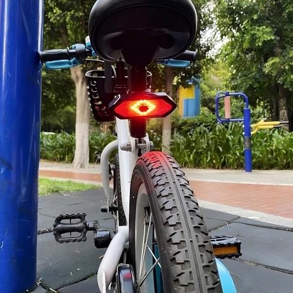 Фонарь велосипедный светодиодный с аккумулятором 500 mAh (L00077) - фото 8 Фонарь велосипедный светодиодный с аккумулятором 500 mAh (L00077) - фото 8