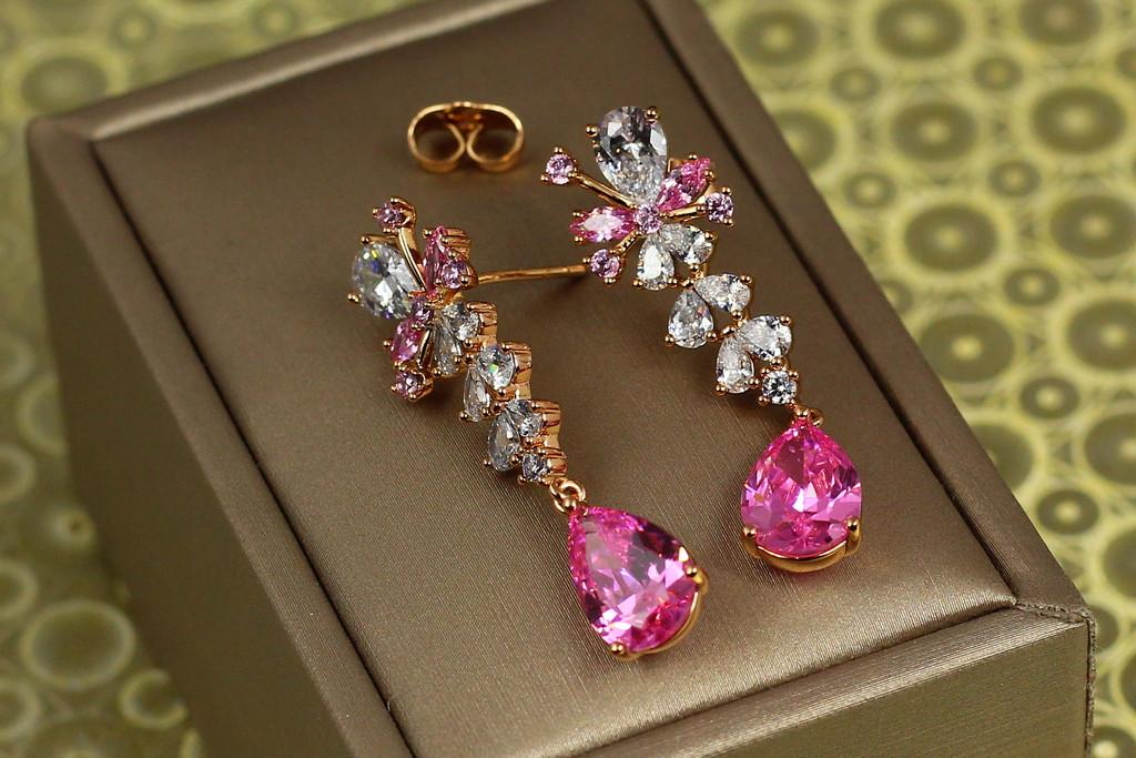 Серьги гвоздики Xuping Jewelry Вирджиния с розовым камнем 4 см Золотистый (2191431823)