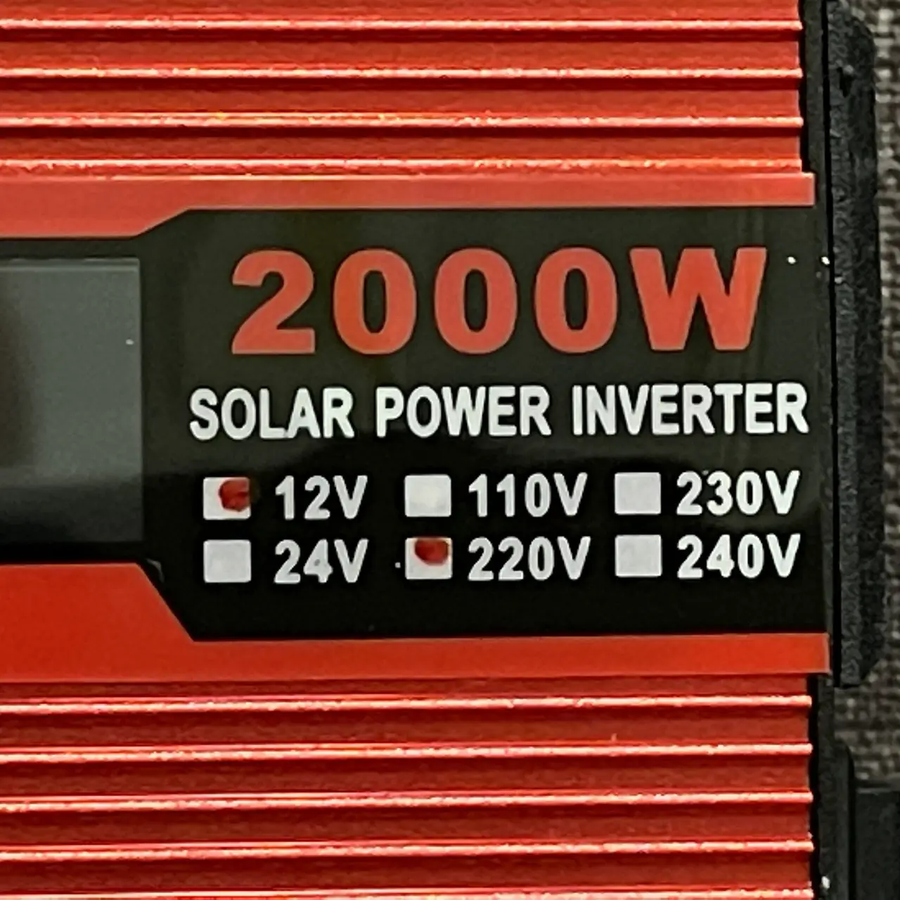 Перетворювач автомобільного струму V-TEK 12-220 V 2000 W (133252323) - фото 3 Перетворювач автомобільного струму V-TEK 12-220 V 2000 W (133252323) - фото 3