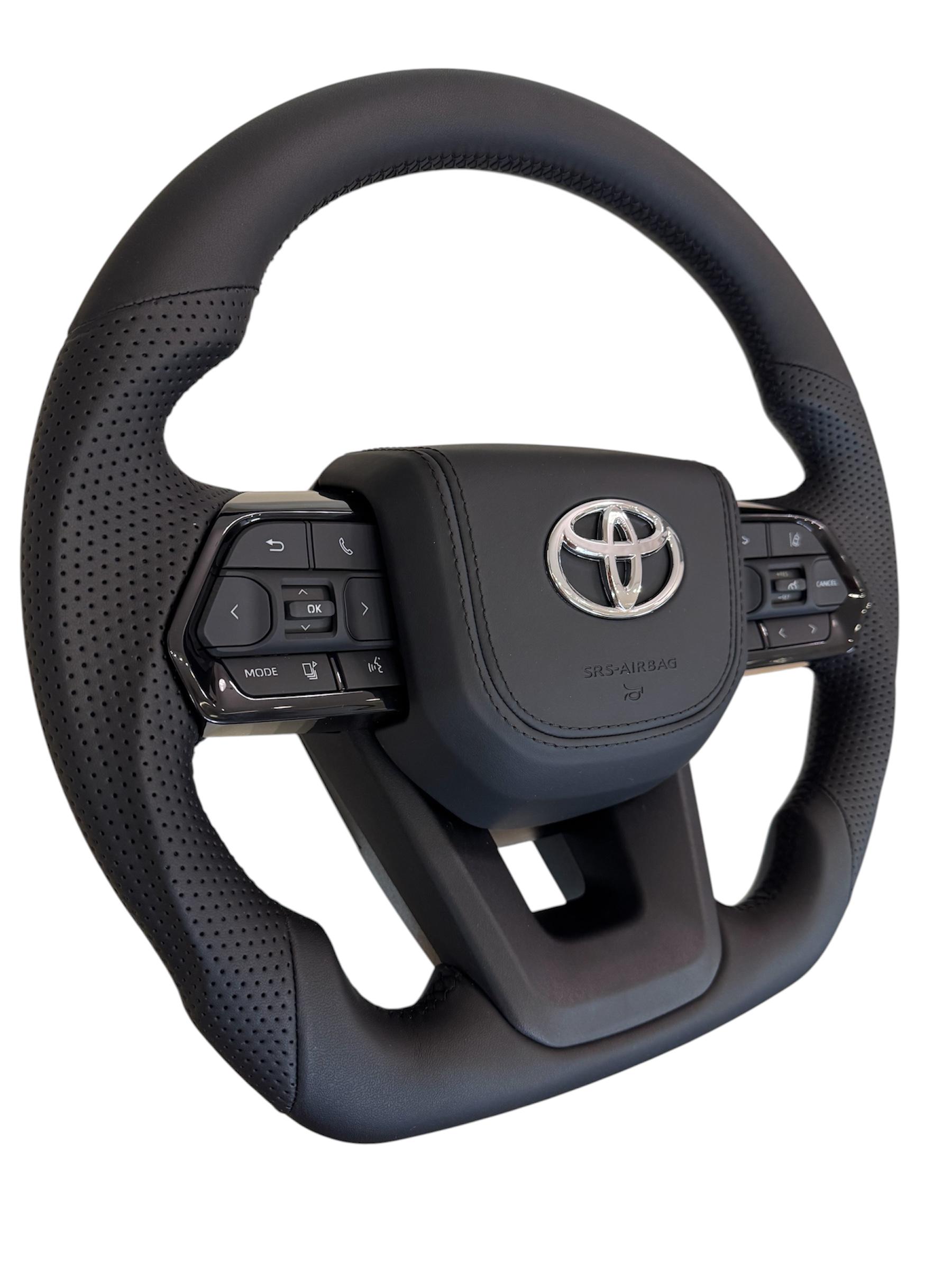 Руль для Toyota Land Cruiser 200/Prado 150 кожа со скошенным низом подушка из кожи хром (29452383) - фото 5 Руль для Toyota Land Cruiser 200/Prado 150 кожа со скошенным низом подушка из кожи хром (29452383) - фото 5