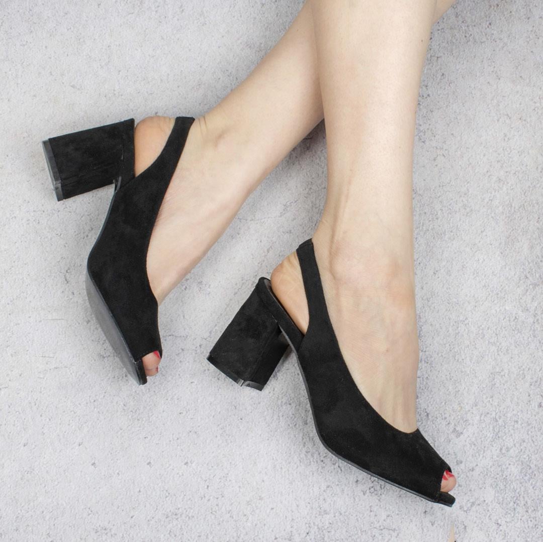 Босоножки 330730 на среднем каблуке р. 36 23 см