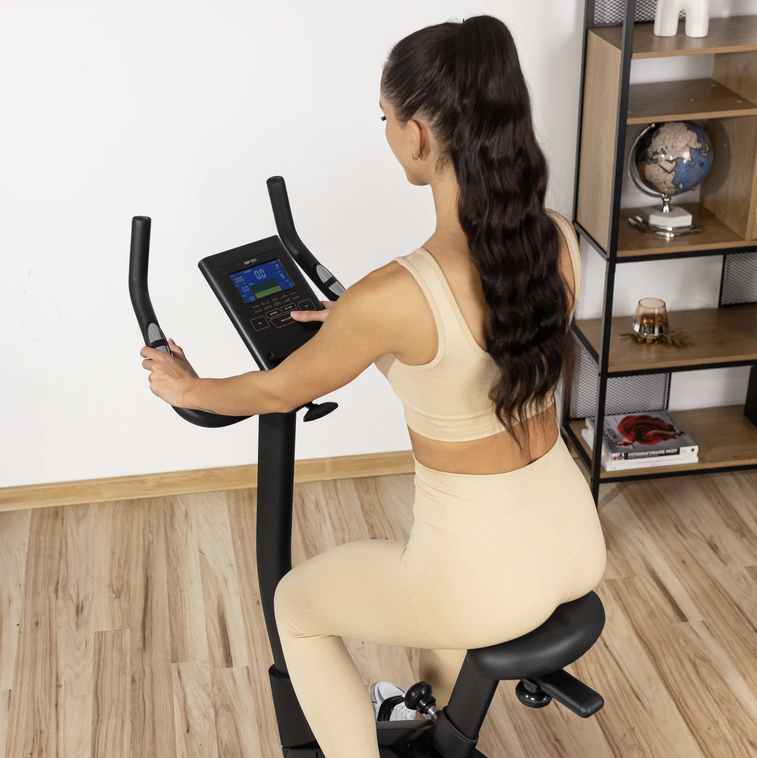 Велотренажер Gymtek XB2500 електромагнітний Золотистий (4587) - фото 12 Велотренажер Gymtek XB2500 електромагнітний Золотистий (4587) - фото 12