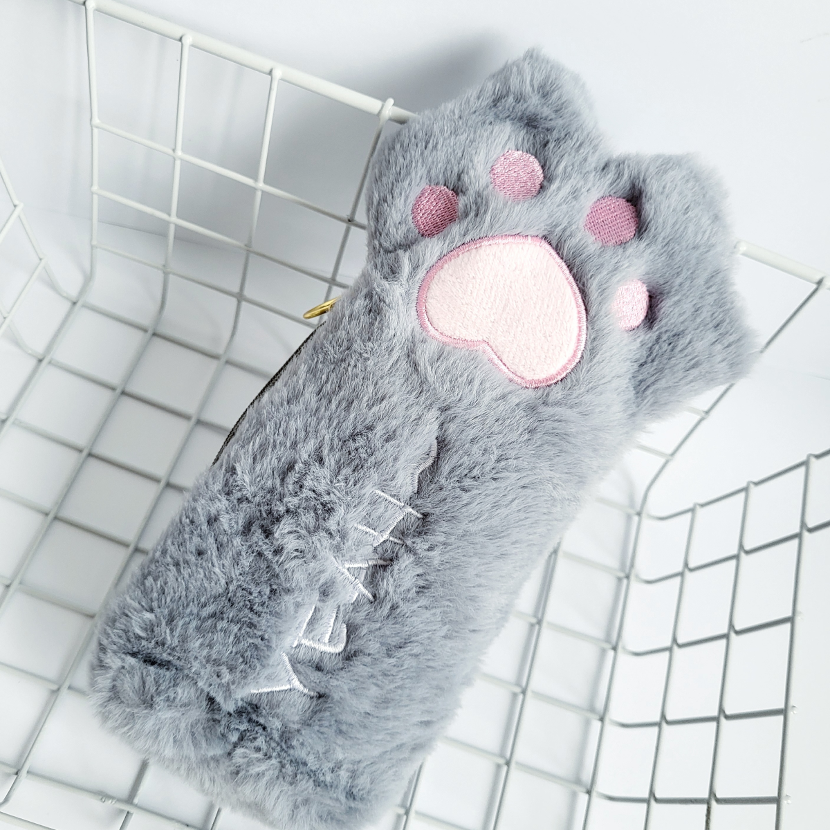 Пенал школьный Лапки котика Cat Paw меховой Серый (19)