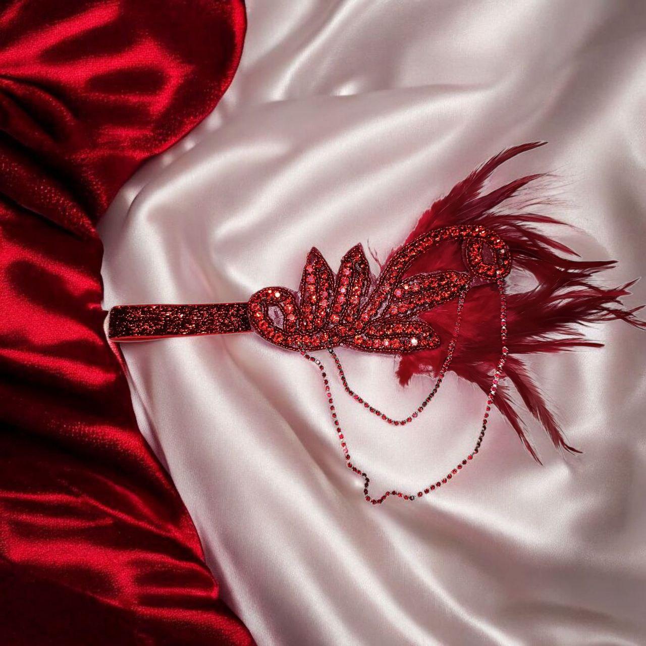 Пов'язка із пір’ям і камінням Ретро Чикаго гламур 20-х Червоний (2794397981) - фото 2 Пов'язка із пір’ям і камінням Ретро Чикаго гламур 20-х Червоний (2794397981) - фото 2