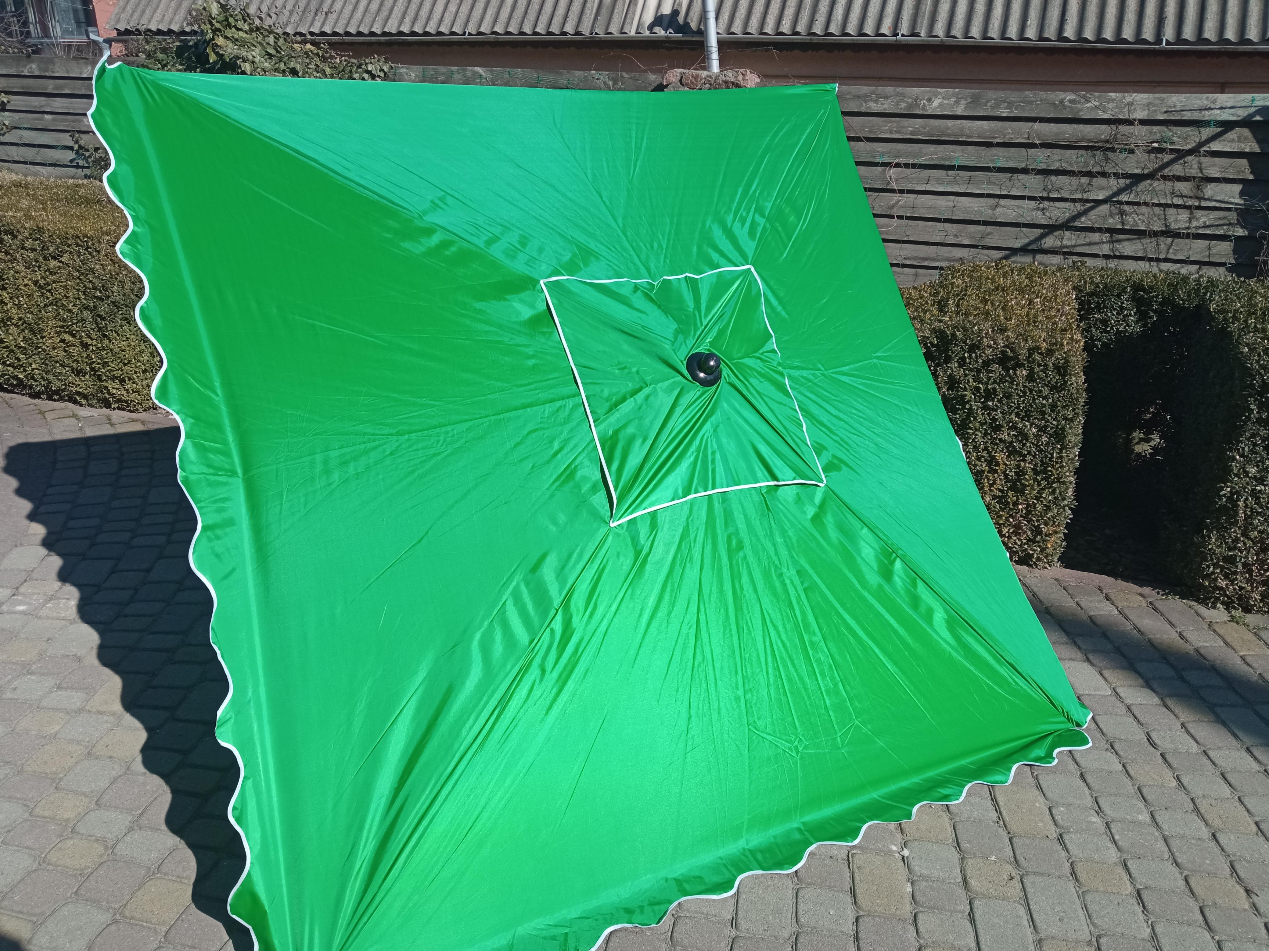 Зонт торговый с клапаном 3х3 м Зеленый/Серебряный (25410630)