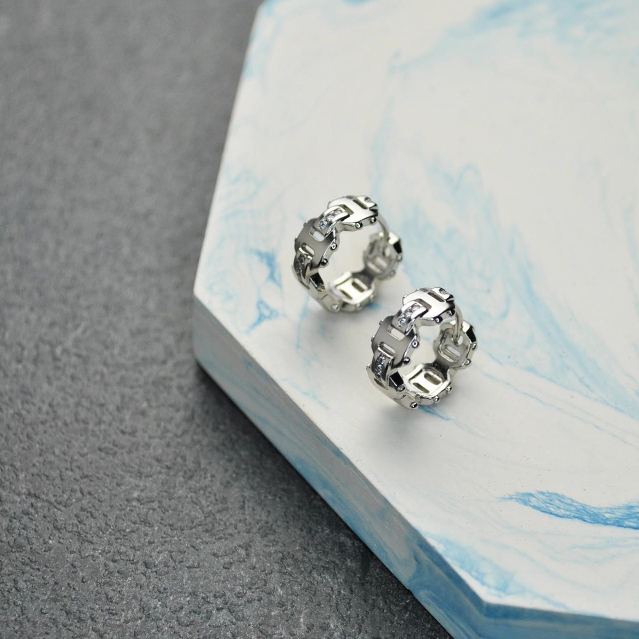 Серьги кольца с узором и цирконием медицинская сталь родий (x046-1)