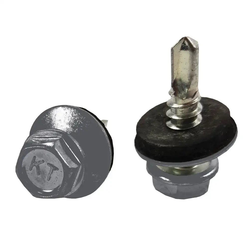 Саморез кровельный окрашенный по металлу 5,5х25 250 шт. RAL 7024 Графитовый (66281445) Саморез кровельный окрашенный по металлу 5,5х25 250 шт. RAL 7024 Графитовый (66281445)