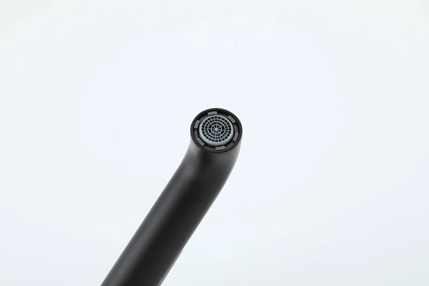 Смеситель высокий для умывальника Gappo G1006-26 Черный (1046756) - фото 5 Смеситель высокий для умывальника Gappo G1006-26 Черный (1046756) - фото 5