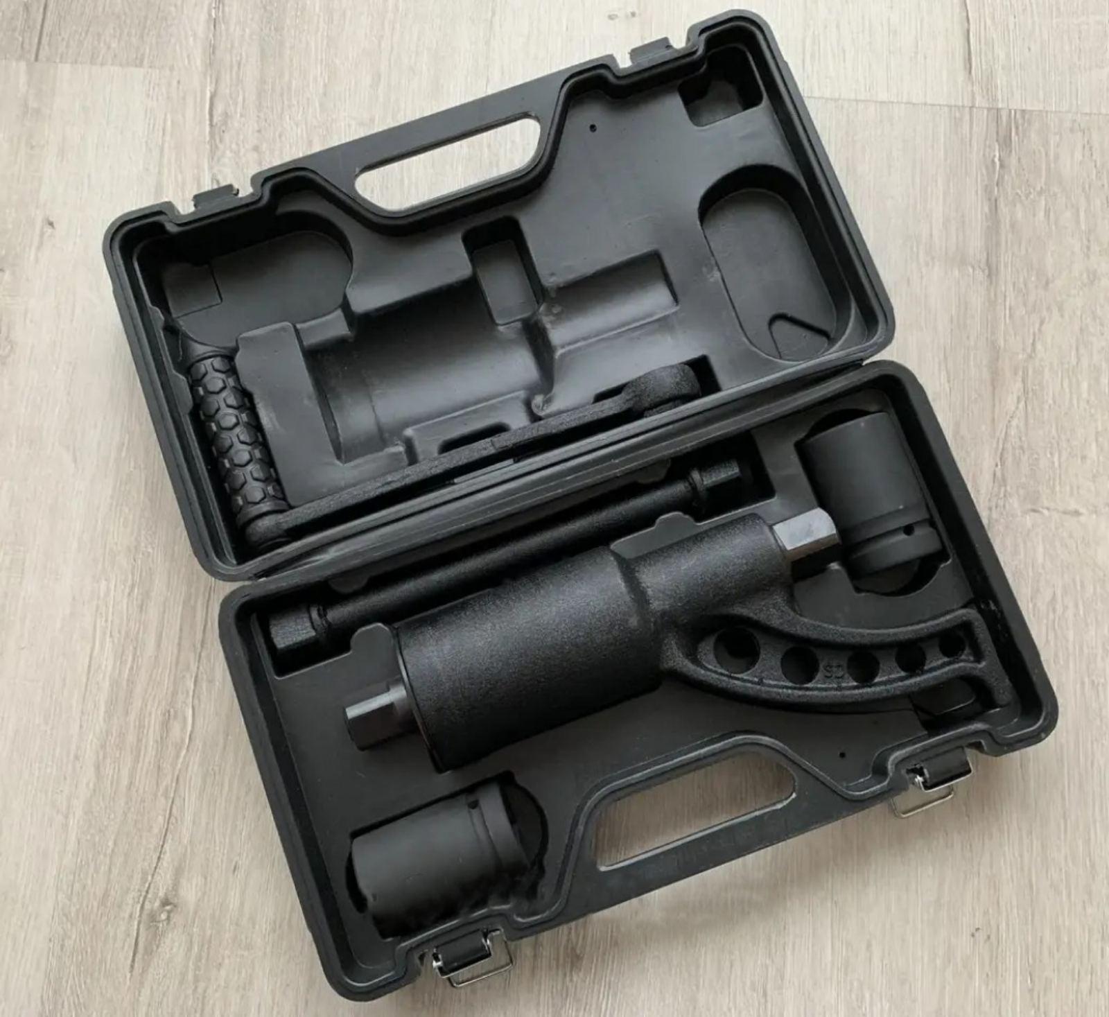 Ключ баллонный редукторный Lex XT002 7800 Нм с кейсом