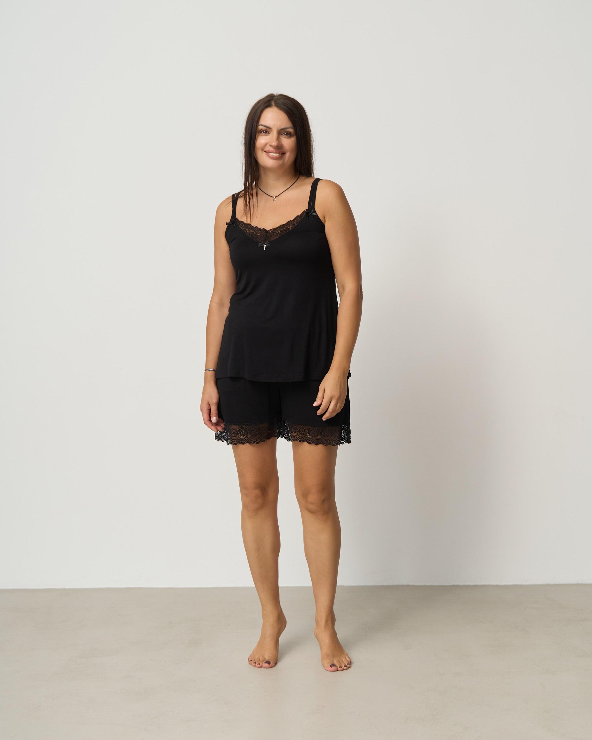 Піжама віскозна однотонна з мереживом шортами 39018 2XL Чорний