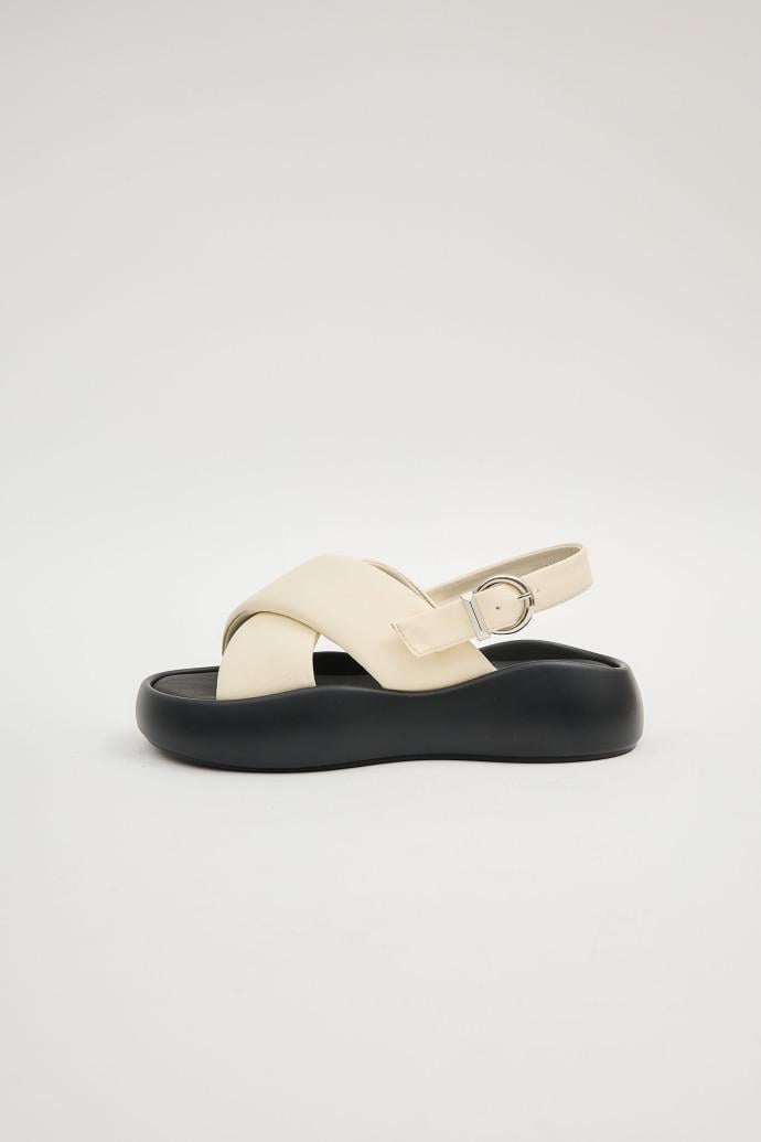 Босоніжки жіночі LONZA на платформі р. 40 Білий (198719) - фото 2 Босоніжки жіночі LONZA на платформі р. 40 Білий (198719) - фото 2