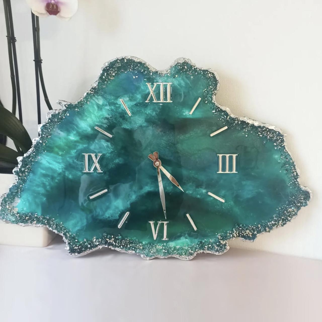Часы настенные фигурные из эпоксидной смолы Срез камня 50х40 см