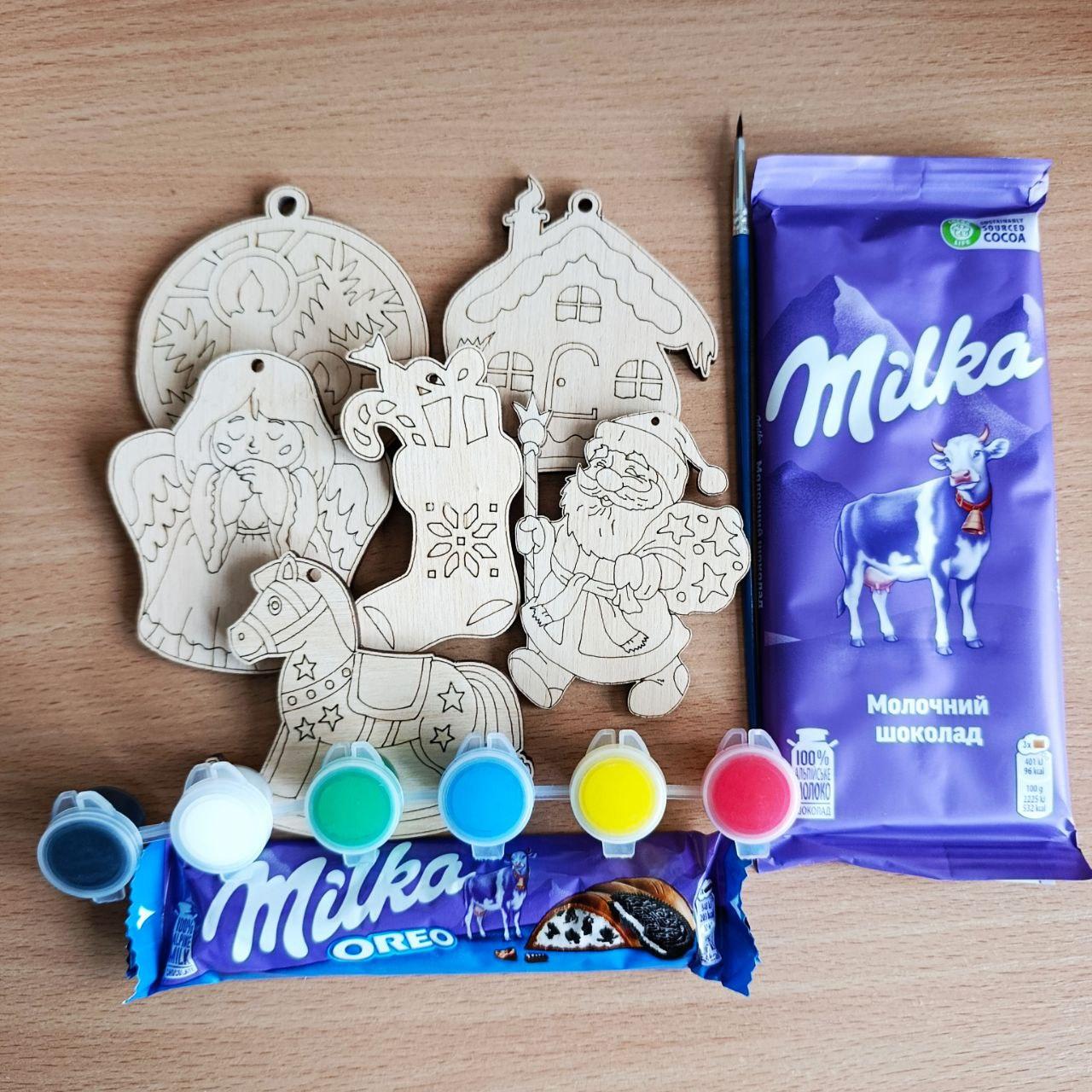 Подарунковий бокс з новорічними розвиваючими іграшками (ar308) - фото 2 Подарунковий бокс з новорічними розвиваючими іграшками (ar308) - фото 2