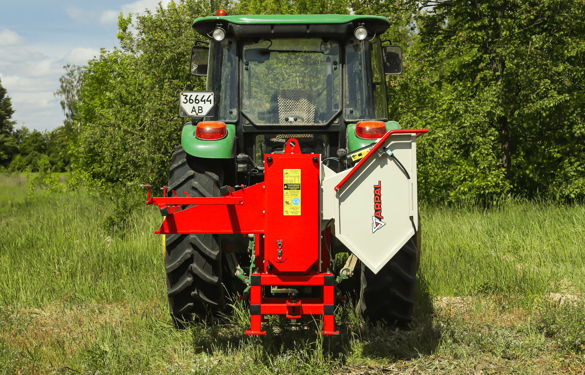 Подрібнювач гілок Arpal на дрова до трактора (АМ-200ТР) - фото 7 Подрібнювач гілок Arpal на дрова до трактора (АМ-200ТР) - фото 7