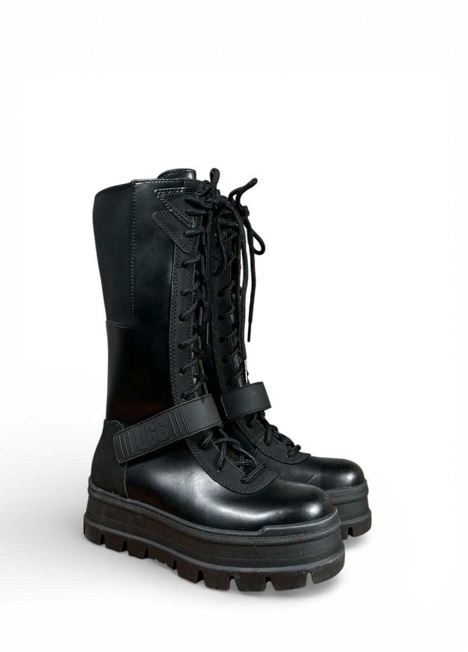Ботинки UGG Flynn Tall s/n 1130445 р. 36,5 US 5,5 22,5 см Черный (2883940264)