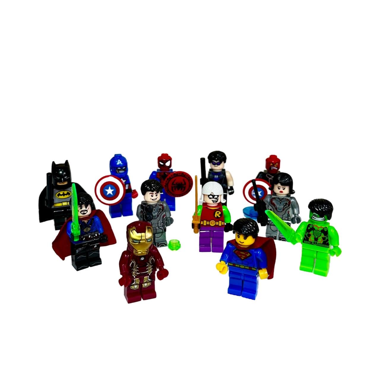 Игровые фигурки Мстители 12 шт. с оружием (0304E)