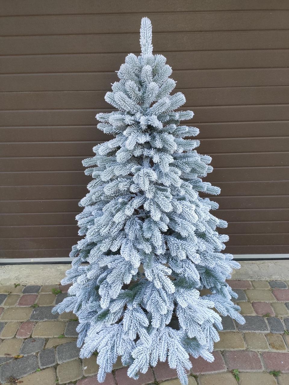 Ялинка штучна лита в снігу Елітна пишна 180 см з підставкою в коробці (23500728) - фото 2 Ялинка штучна лита в снігу Елітна пишна 180 см з підставкою в коробці (23500728) - фото 2