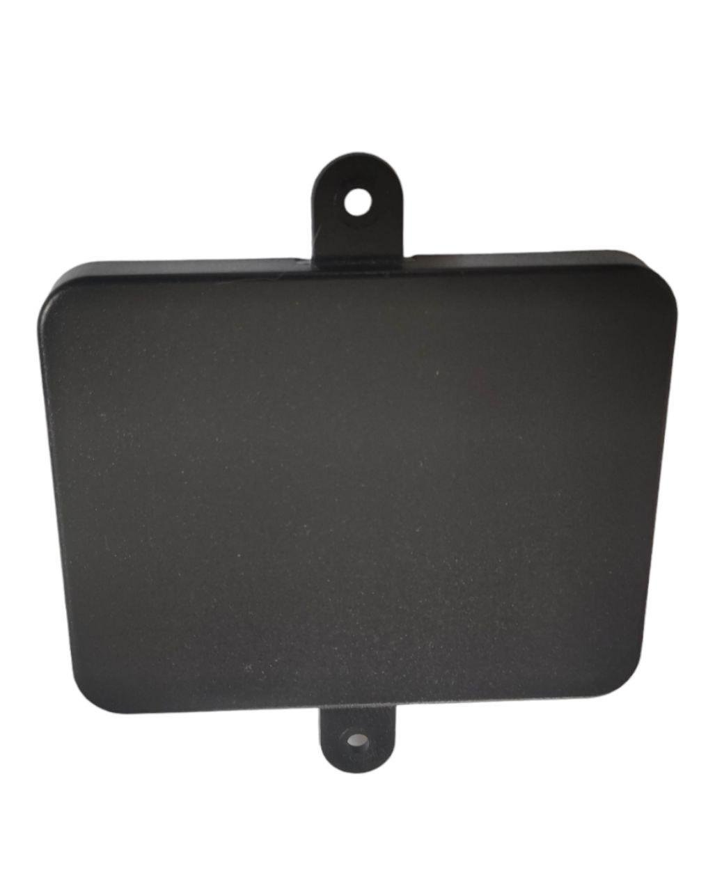 Крышка пластиковая для отсека аккумулятора кораблика D16/D16B (2145057667)