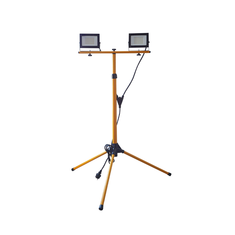 Прожектор UEC Delta SLC2-TR LED 2x30W 230V 4800lm 6500K со штативом 820x1440x820 мм Черный/желтый (SLC2-30-IP65-TR-B)