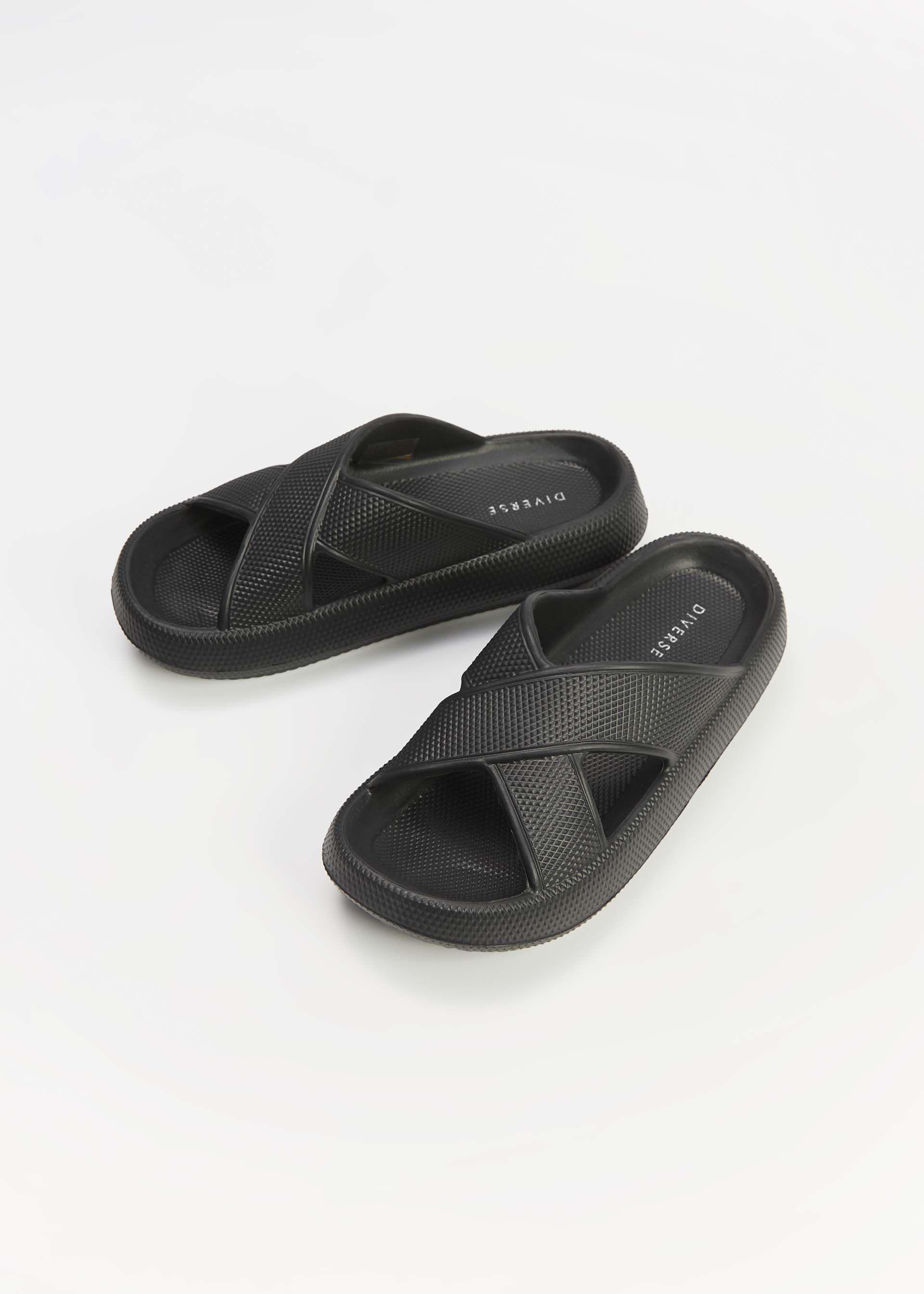 Шлепанцы женские Diverse FATIM II р. 37/38 Черный (5905384148315)