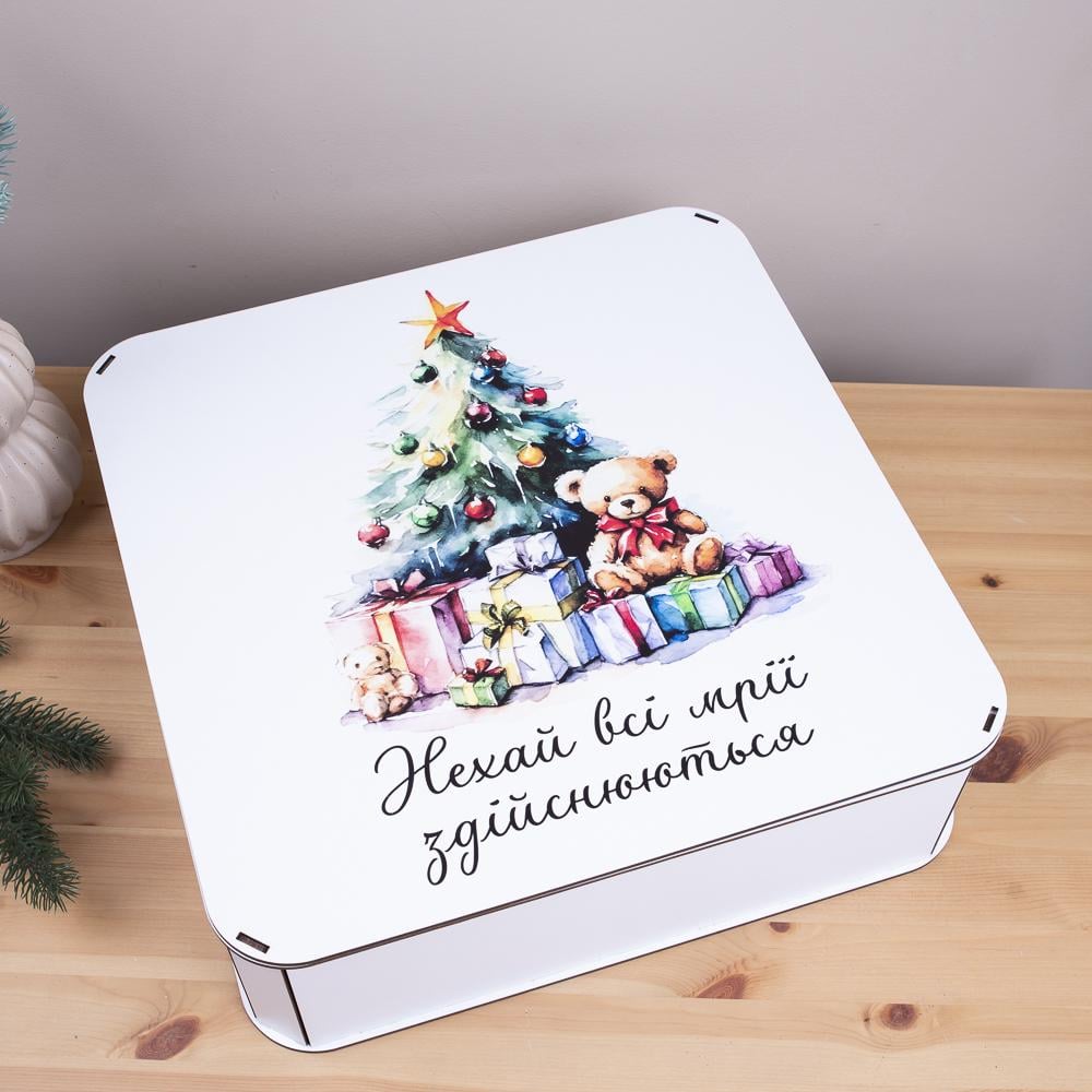 Коробка квадратная Новогодняя с елкой 40 см (1483-24)