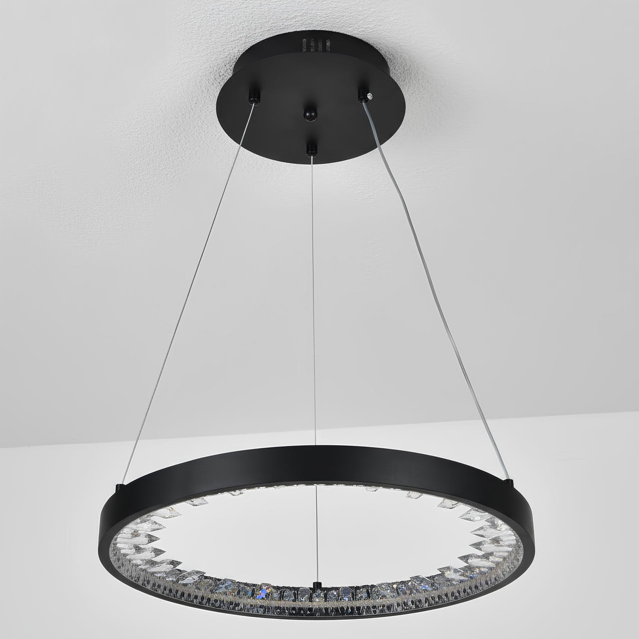 Люстра светодиодная Sirius 25W с плафоном-кольцом 3000K/4500K/6000K с пультом Черный (G23529-40 BK)