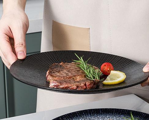 Тарілка десертна 14246 20х2 см Чорний (4705796) - фото 3 Тарілка десертна 14246 20х2 см Чорний (4705796) - фото 3