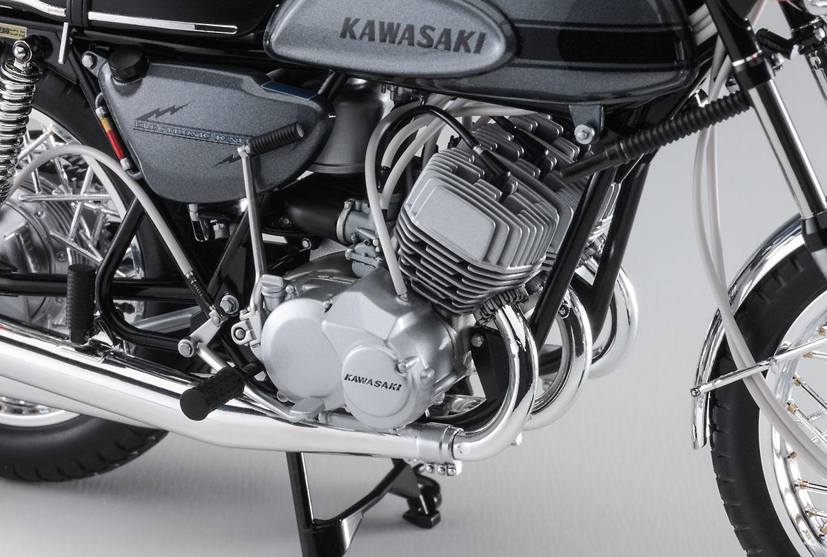 ᐉ Збірна модель мотоцикла - Kawasaki 500-SS/MACH III - Hasegawa