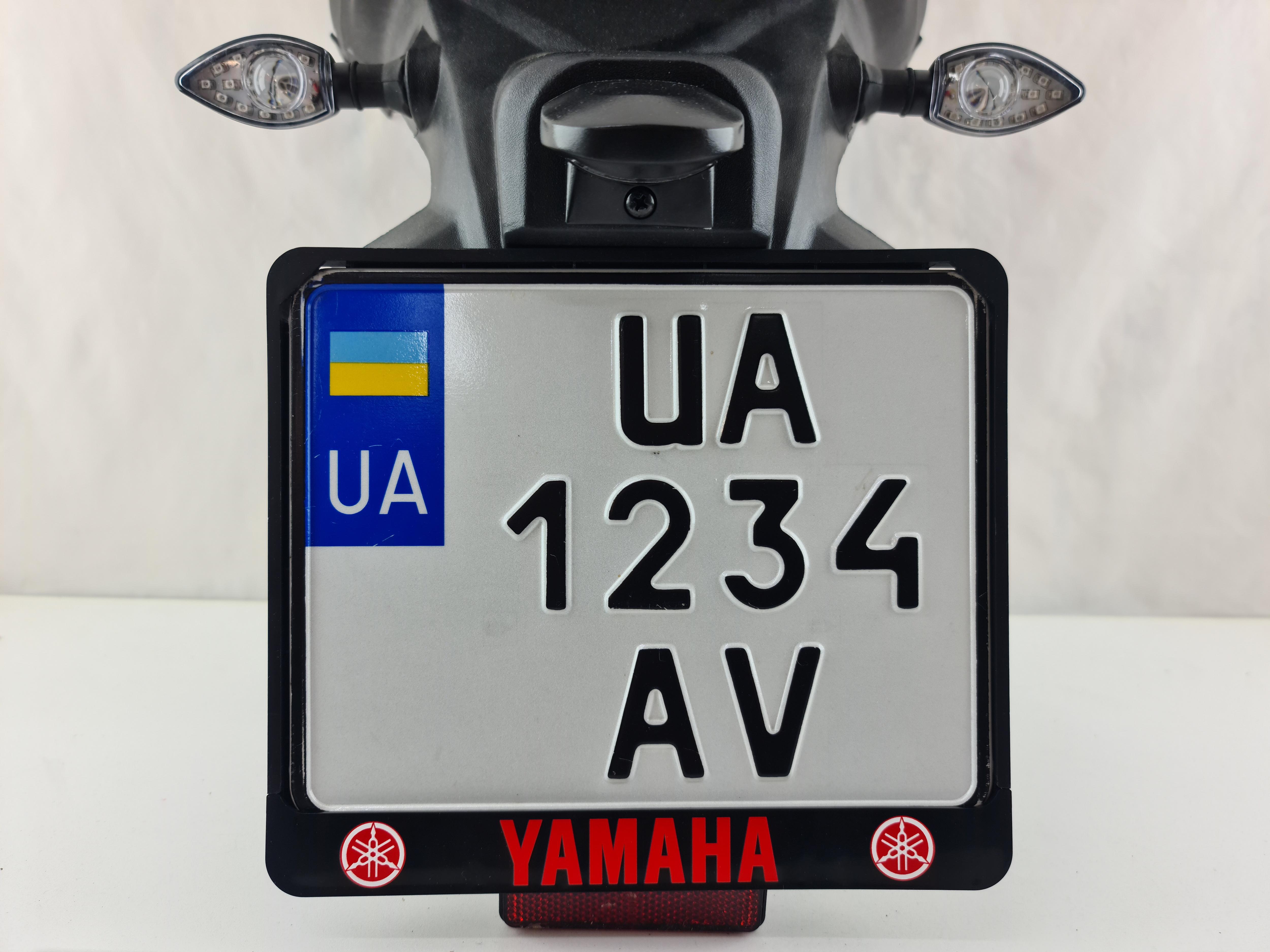 Рамка для мотоциклетного номера "Yamaha" 174х220 мм Чорний/ Червоний (VH-ABS1722YM2RL) - фото 2