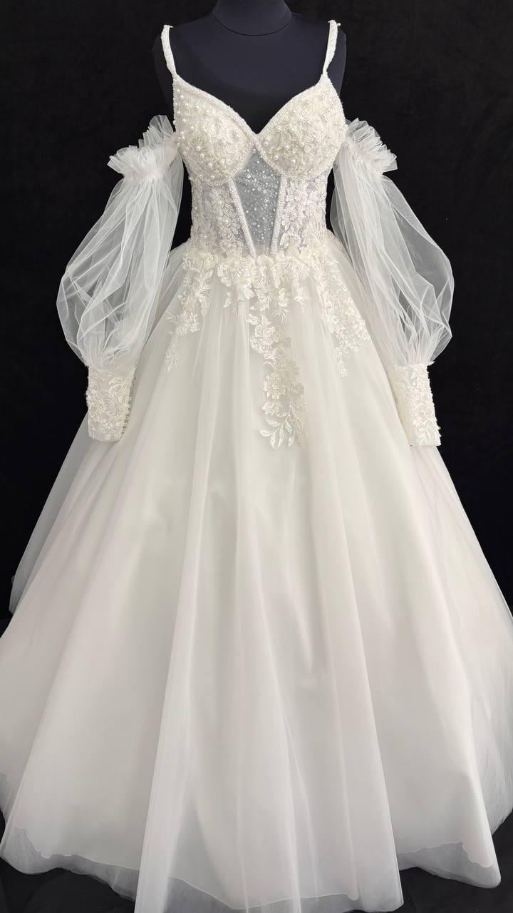 Свадебное платье пишное Сесиль Айвори