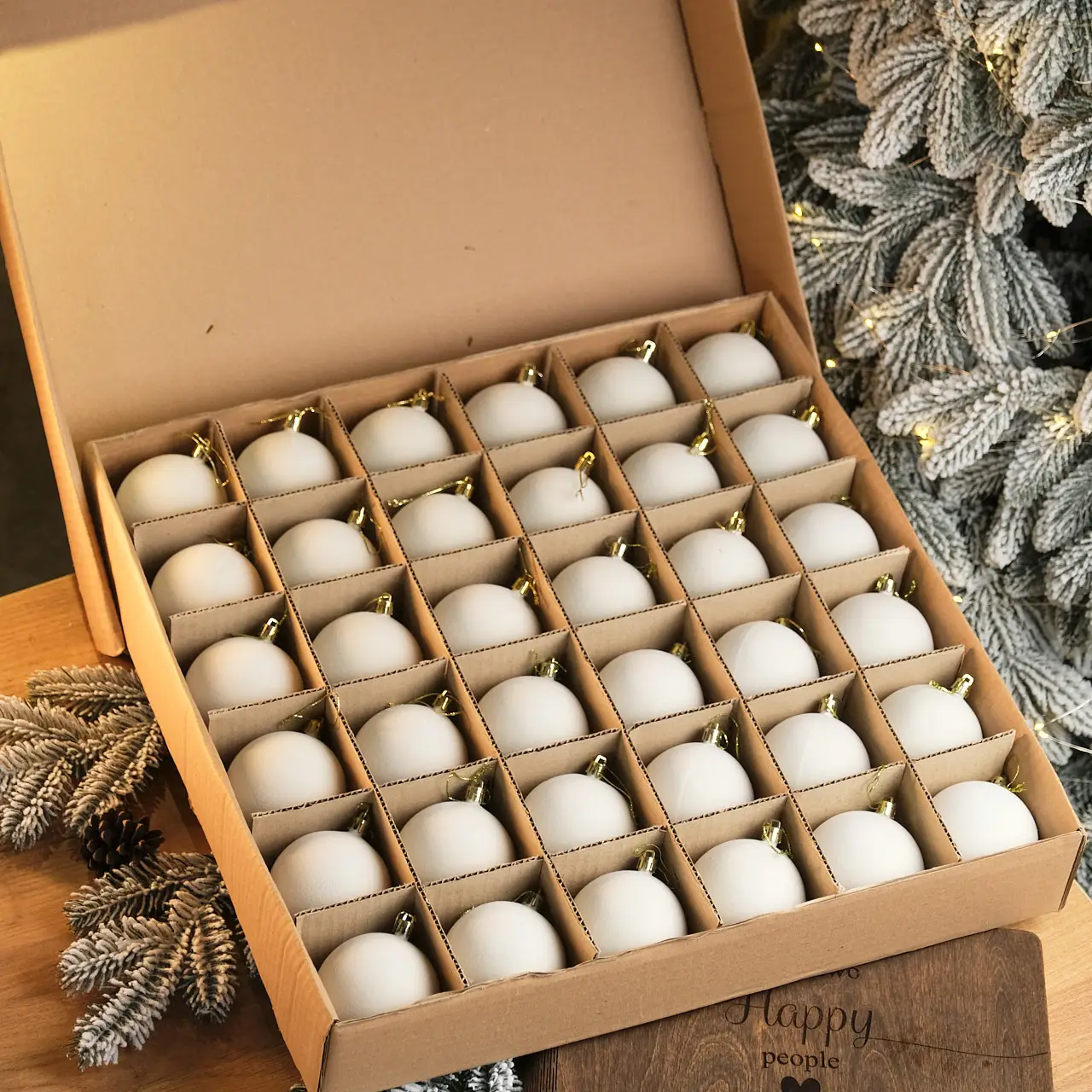 Набір куль новорічних Оксамит D-8 см 18 шт. Білий (Куля біла) - фото 2 Набір куль новорічних Оксамит D-8 см 18 шт. Білий (Куля біла) - фото 2