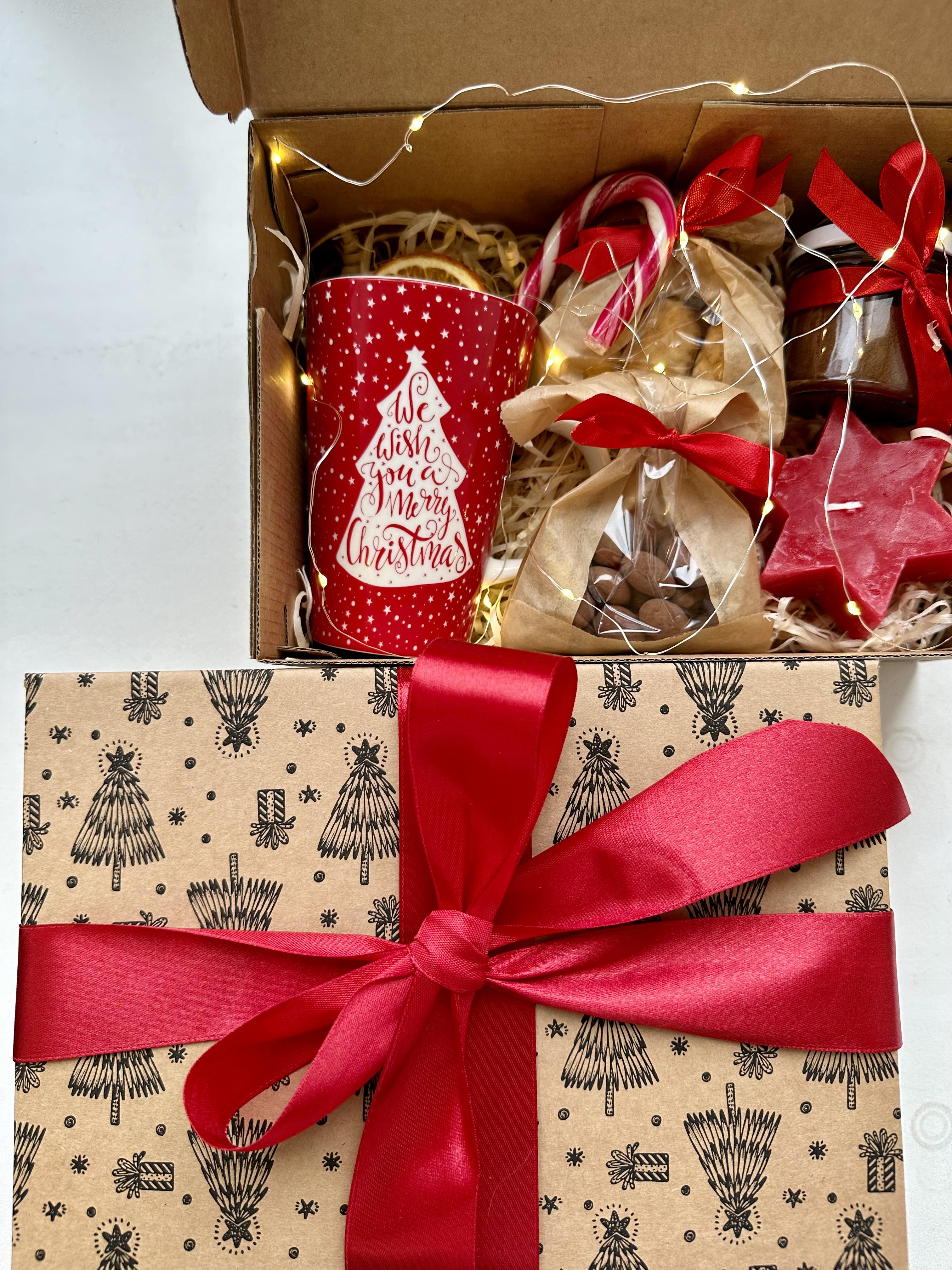 Набір новорічний з ароматною кавою та смаколиками (13530704) - фото 4 Набір новорічний з ароматною кавою та смаколиками (13530704) - фото 4