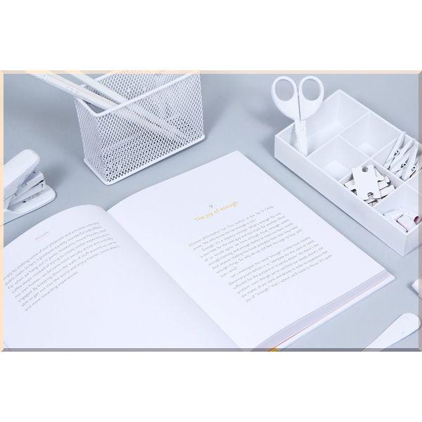 Книга "The Joy of Less A Minimalist Guide to Declutter/Organize/and Simplify" Francine Jay (ISBN:9781452155180) - фото 3