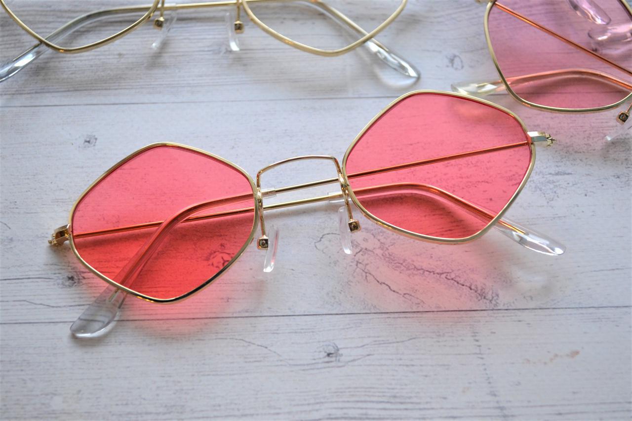 Солнцезащитные очки ромб с цветной линзой Красный Солнцезащитные очки ромб с цветной линзой Красный