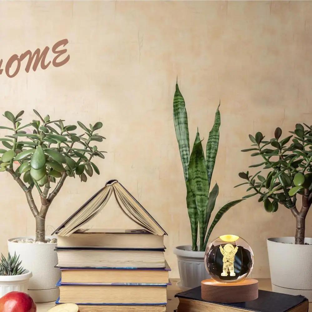 Ночник 3D Хрустальный шар Astronaut Victory - фото 2 Ночник 3D Хрустальный шар Astronaut Victory - фото 2