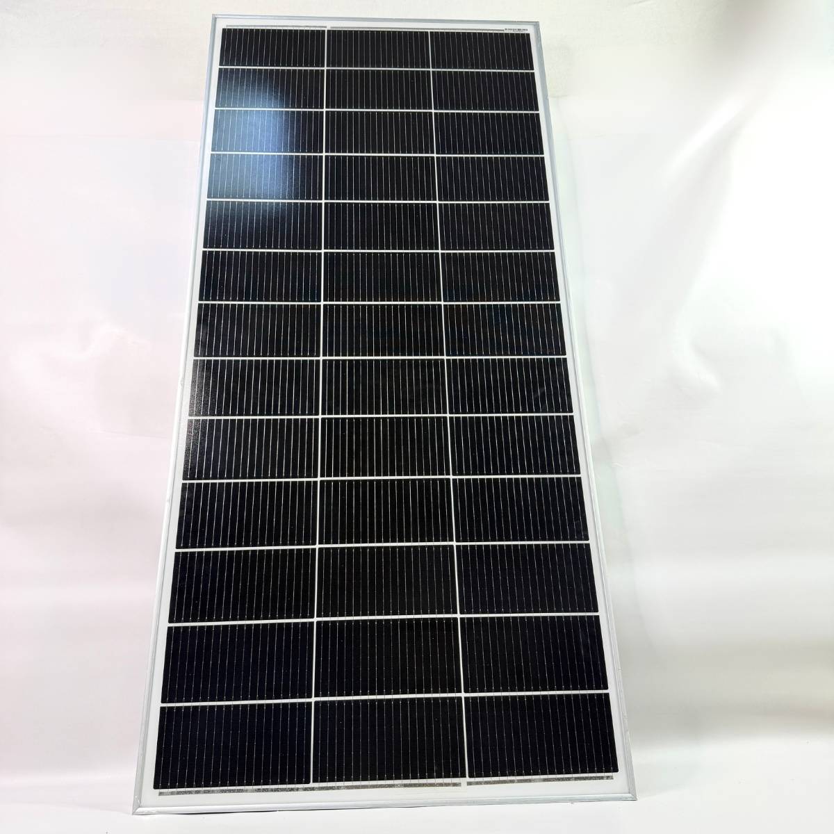 Солнечная панель монокристаллическая Solar Panel портативная 150 Вт (HI-150W) - фото 8 Солнечная панель монокристаллическая Solar Panel портативная 150 Вт (HI-150W) - фото 8