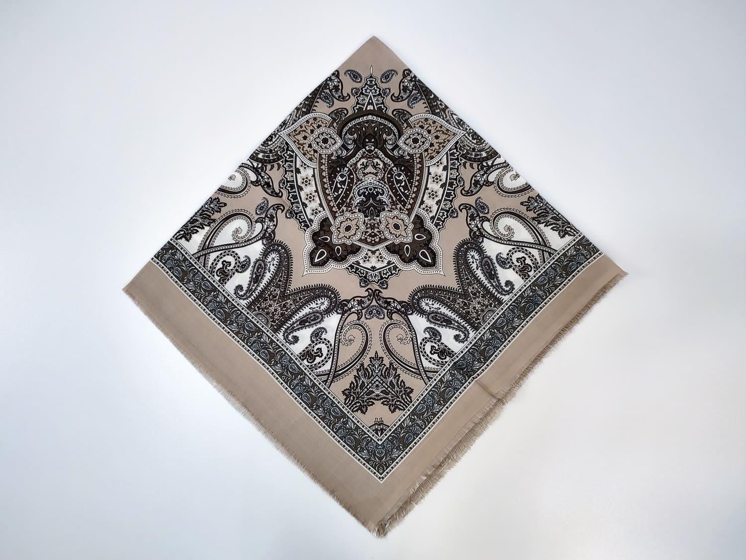 Платок с узором 80x80 см Темно-бежевый (ХустM284)
