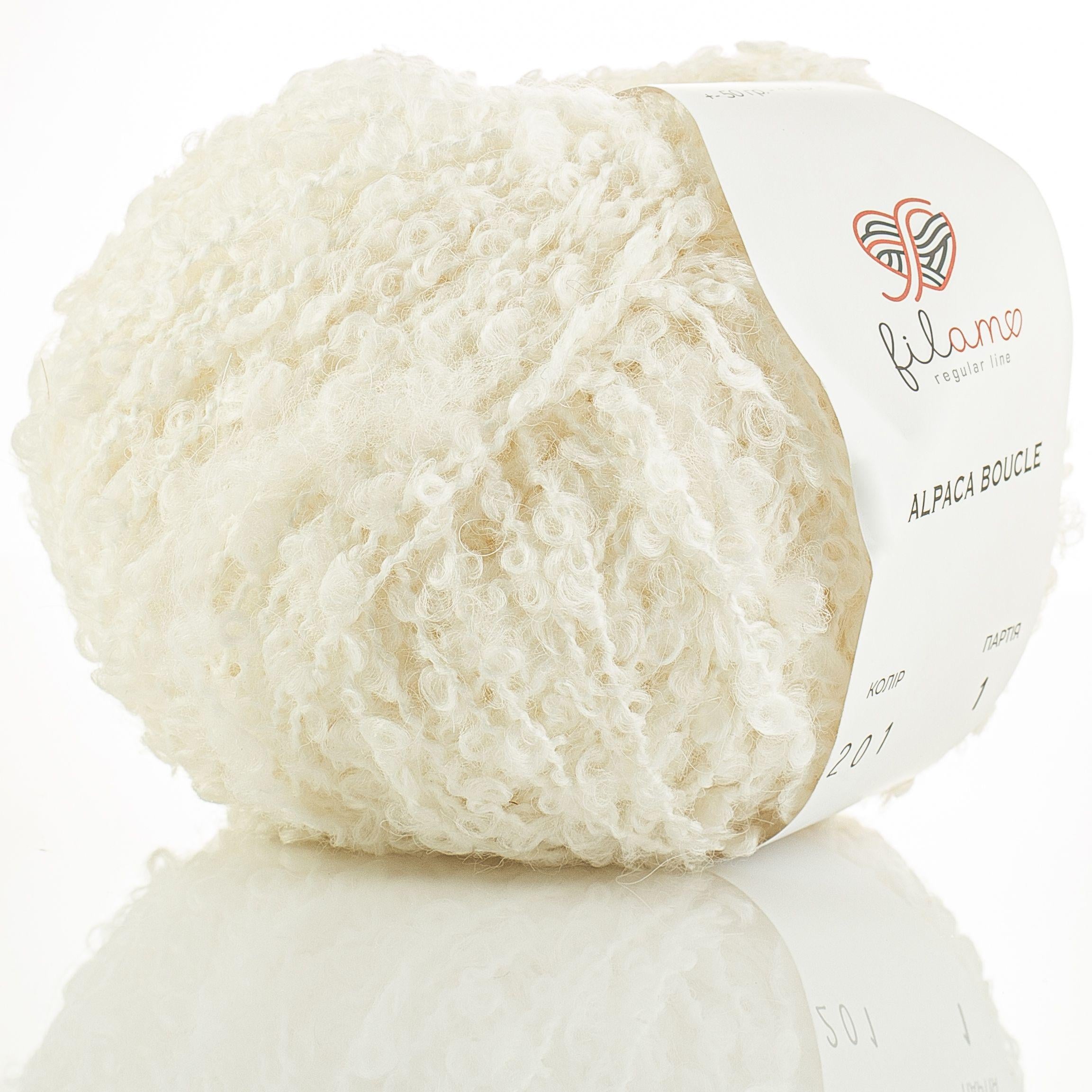 Пряжа букле Filamo Alpaca Boucle 201 теплый белый (3942)