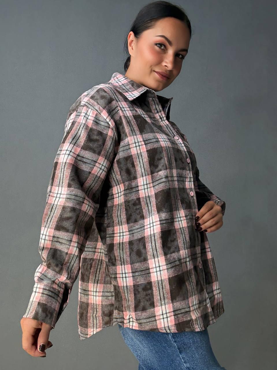 Сорочка жіноча YZY 7765 в клітинку оверсайз широка варена OS Коричневий (4921) - фото 5 Сорочка жіноча YZY 7765 в клітинку оверсайз широка варена OS Коричневий (4921) - фото 5